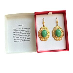 Elegant Gold and Green Earrings